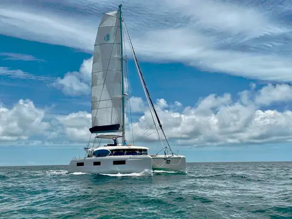 Clearlake III - Lagoon 46 OW
