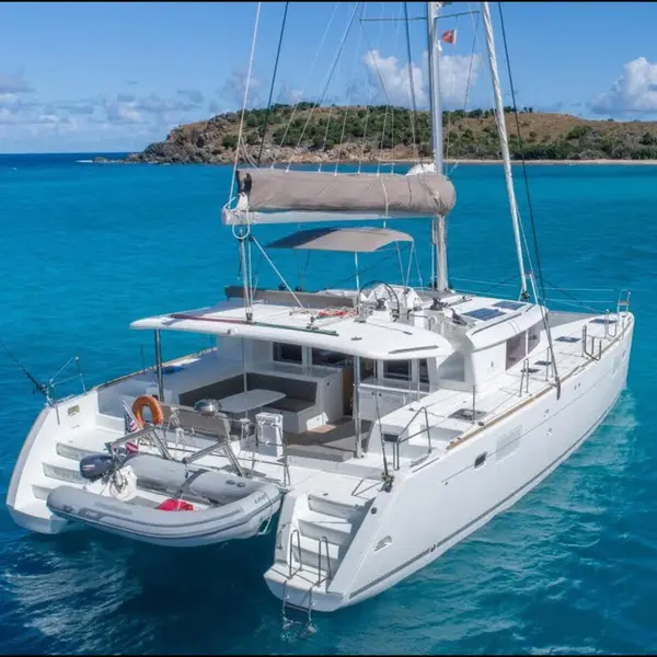 2012. - Lagoon 450
