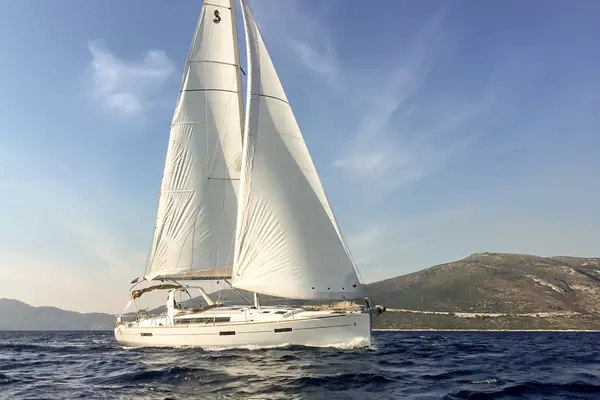 Slide - Oceanis 45