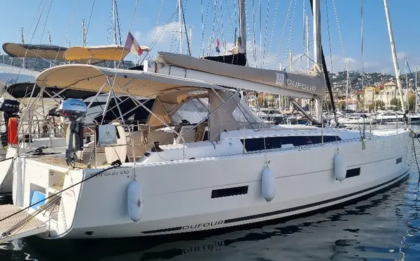 Lucie - Dufour 430