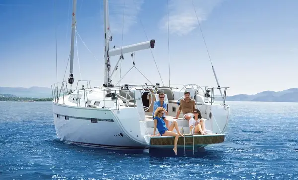 Papaya - Bavaria Cruiser 51