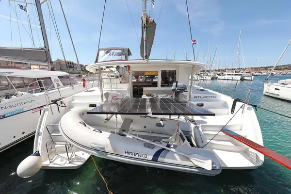 Atlantic - Lagoon 400