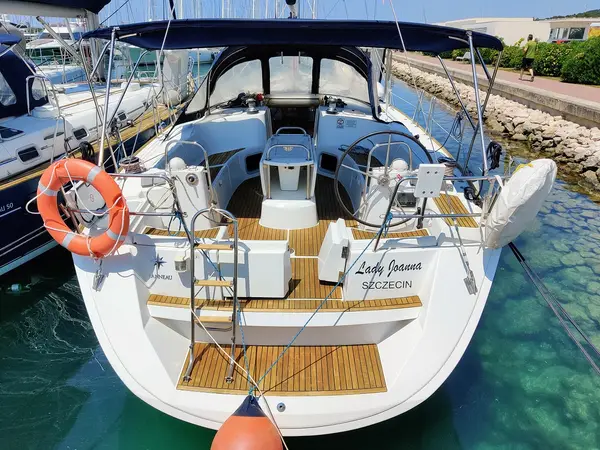 Lady Joanna - Sun Odyssey 49i