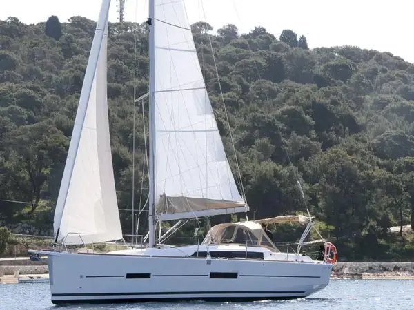 Ithaque - Dufour 382 GL