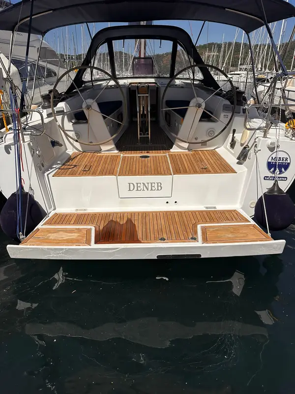 Deneb - Hanse 445