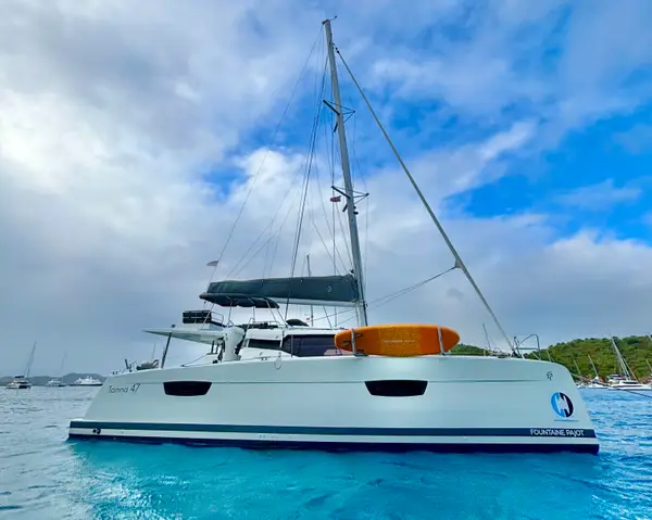 Blue Vibes - Fountaine Pajot Tanna 47