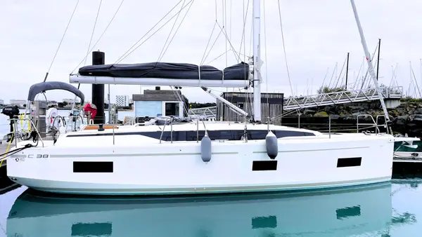 Babe - Bavaria C38