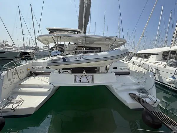 Tigeer Royale - Lagoon 42