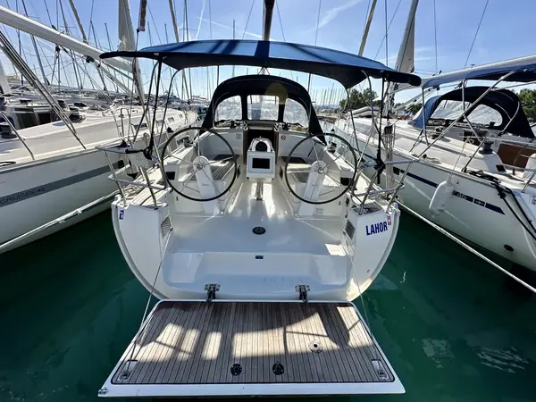 Lahor - Bavaria Cruiser 37