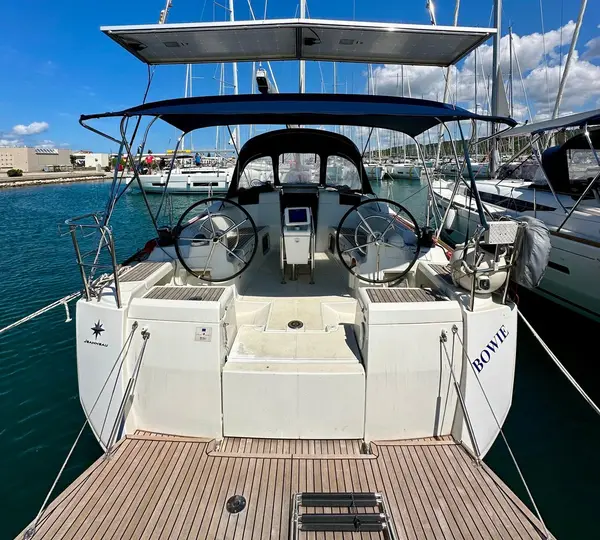 Bowie - Sun Odyssey 419