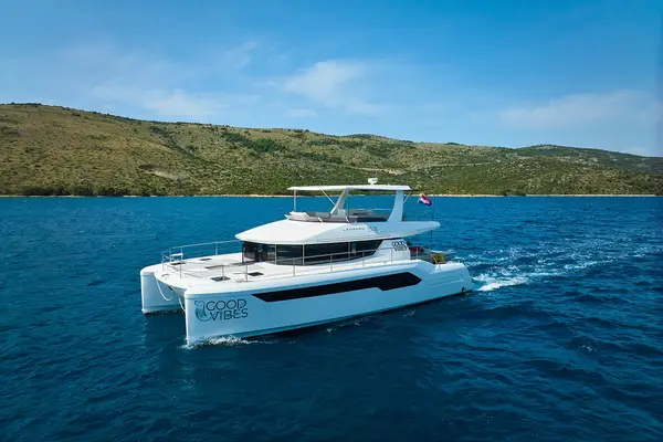 Good Vibes - Leopard 53