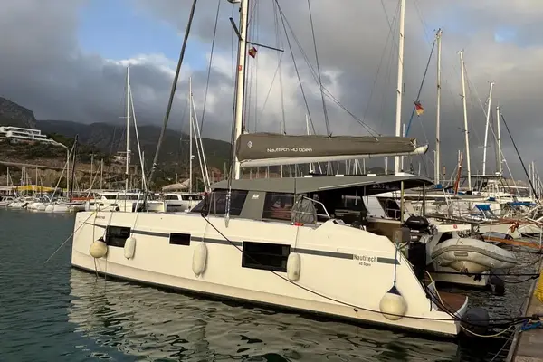 Lollo III - Nautitech 40 Open