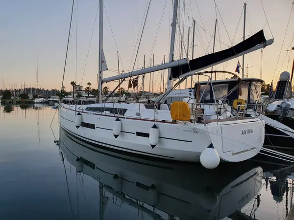 Anima - Dufour 520 GL