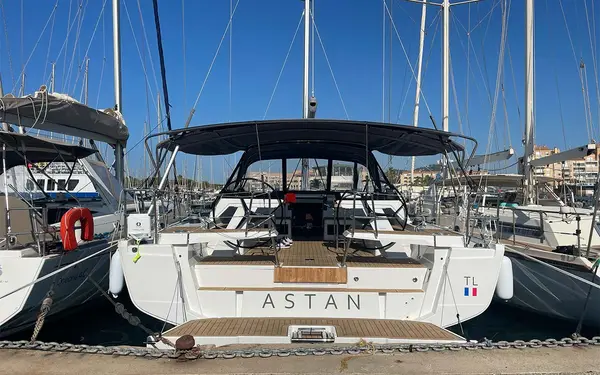 Astan - Hanse 460