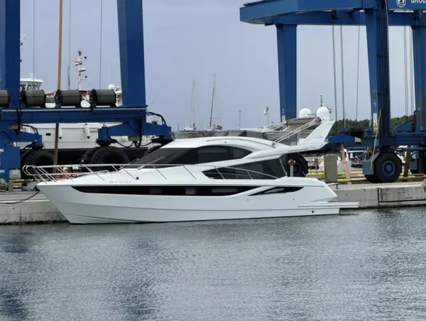 Minesa - Galeon 420 Fly