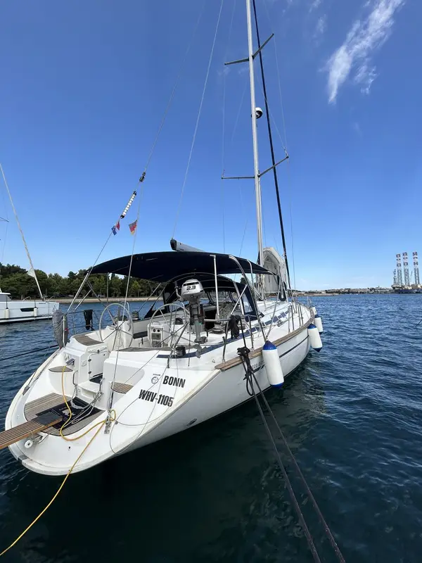 Lady Liberty - Bavaria 49