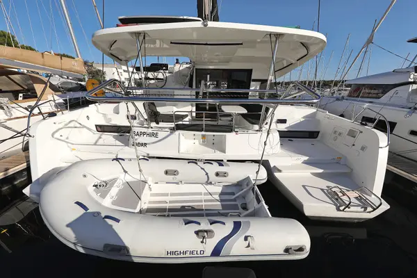 Sapphire - Lagoon 42
