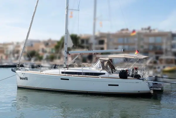 BarElli - Sun Odyssey 389