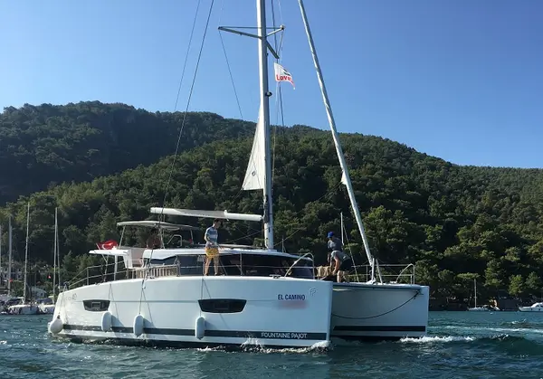 El Camino - Fountaine Pajot Lucia 40
